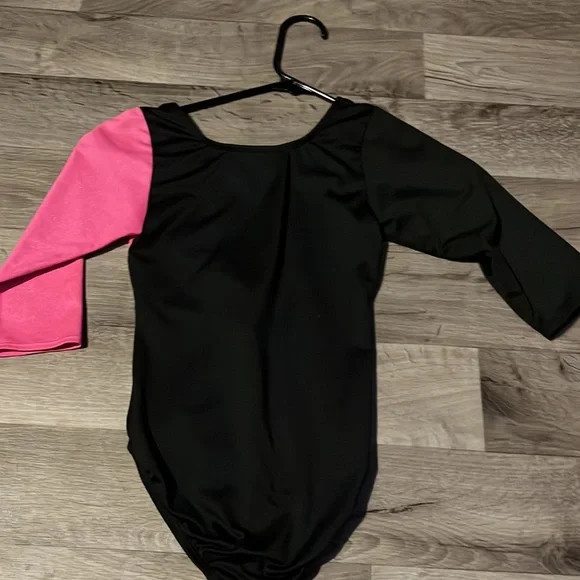 Gymnastics one peace - Picture 3 of 4